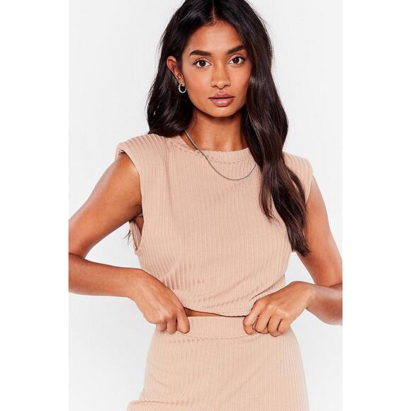 Nasty Gal NWT Taupe Ribbed Padded Shoulders Crop Top - Size Small - Sleeveless - Picture 1 of 7